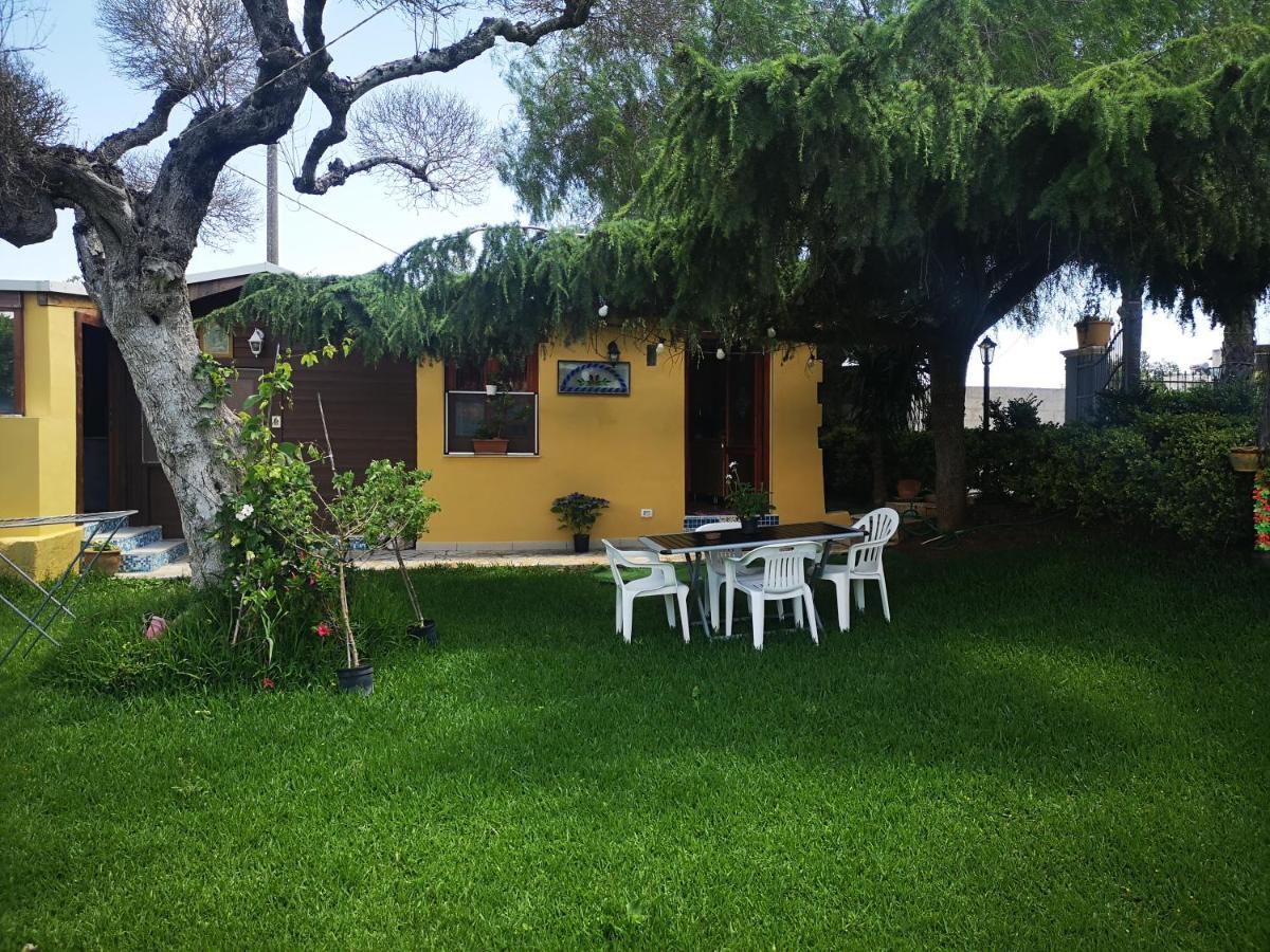 Villa Girasole Монтерони ди Лече Екстериор снимка